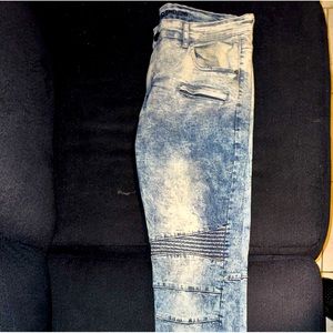34/34 Jeans